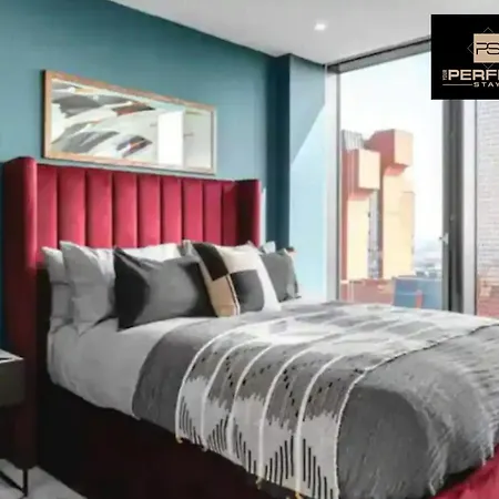 Awarded Best Luxury Serviced Apartments- Birmingham City Centre - Better And Bigger Than A Hotel! *