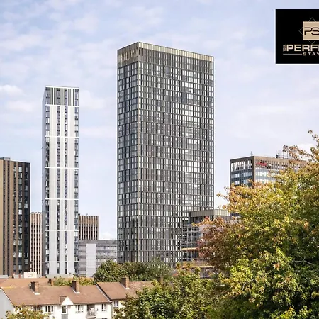 Awarded Best Luxury Serviced Apartments- Birmingham City Centre - Better And Bigger Than A Hotel! *