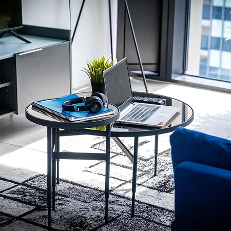 Awarded Best Luxury Serviced Apartments- Birmingham City Centre - Better And Bigger Than A Hotel!